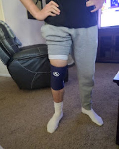 A customer wearing the Cocoon knee sleeve